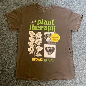 Men’s medium faded brown plant therapy T-shirt